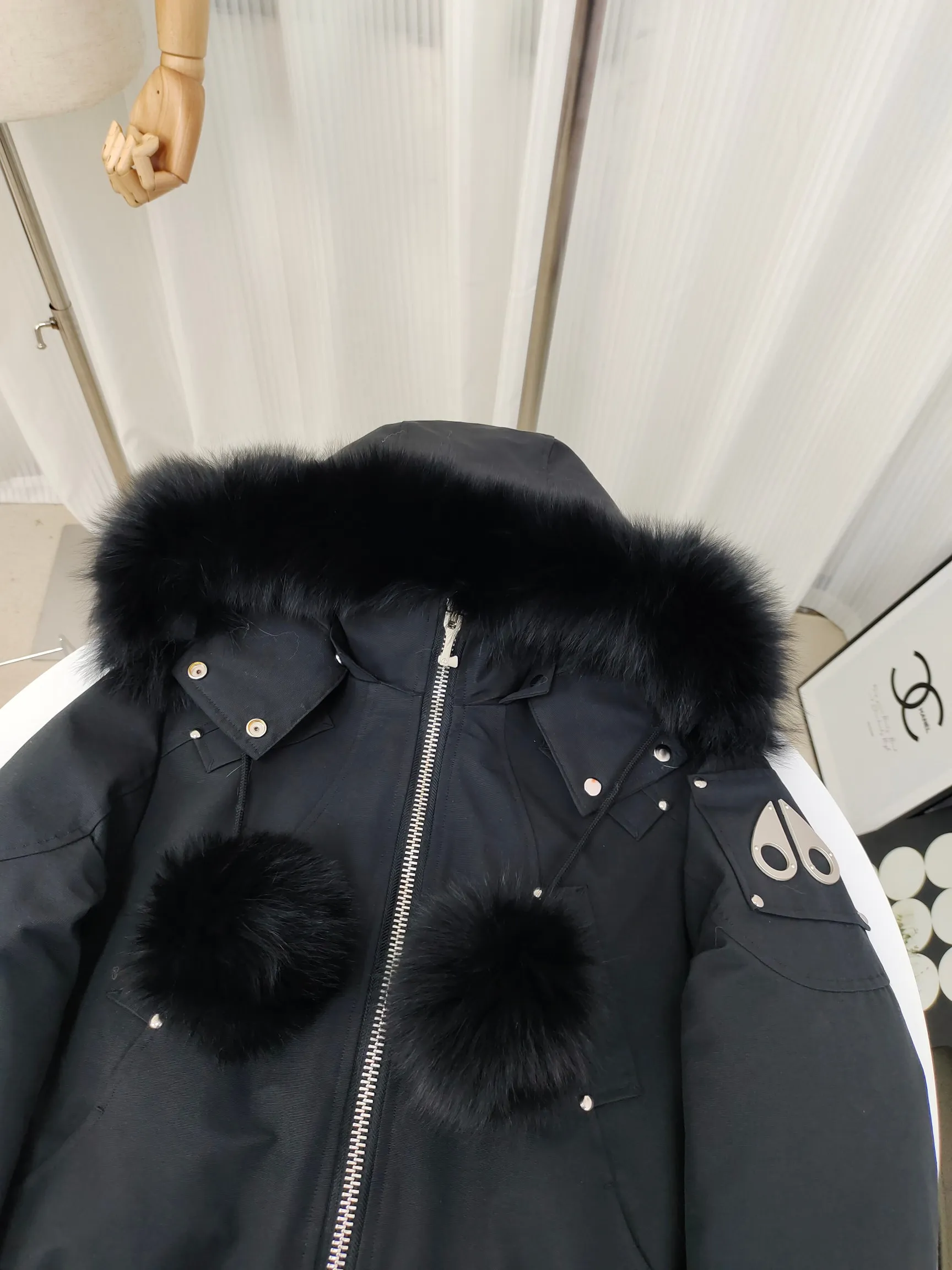 （ ） 03 Moose Knuckles ， ins 、 、 。 ， ， ！ ， ， ， Sizes: XS XL